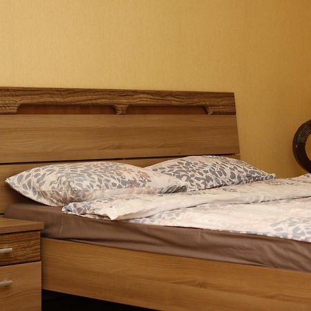 U Very Apartment Gomel Exterior photo