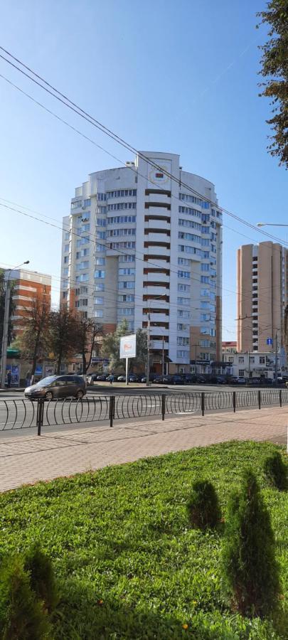 U Very Apartment Gomel Exterior photo